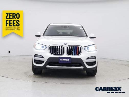 White 2019 BMW X3 XDrive30i
