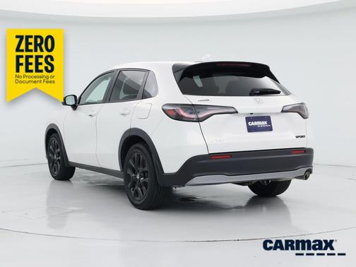 White 2024 Honda HR-V Sport