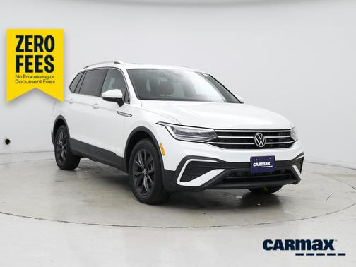 White 2023 Volkswagen Tiguan SE