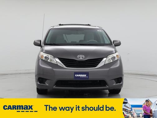 2013 Toyota Sienna LE