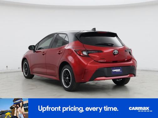 2025 Toyota Corolla Hatchback SE