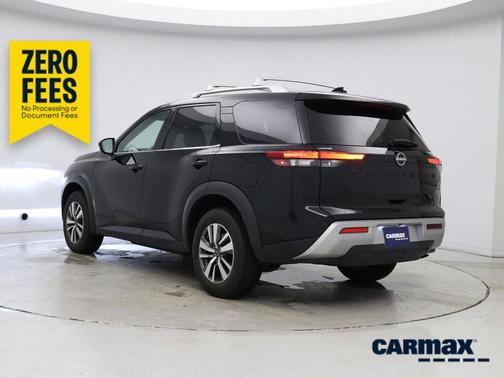 Black 2023 Nissan Pathfinder SL