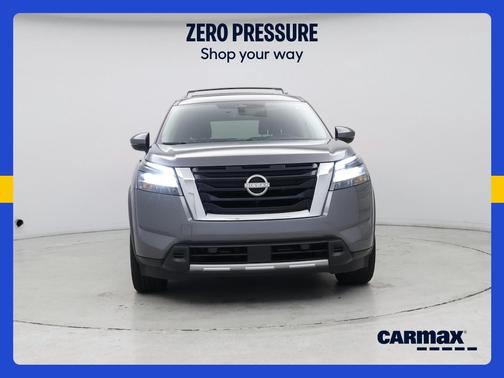 Gray 2024 Nissan Pathfinder SL