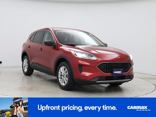 Red 2022 Ford Escape SE