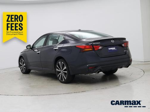 Blue 2020 Nissan Altima Platinum