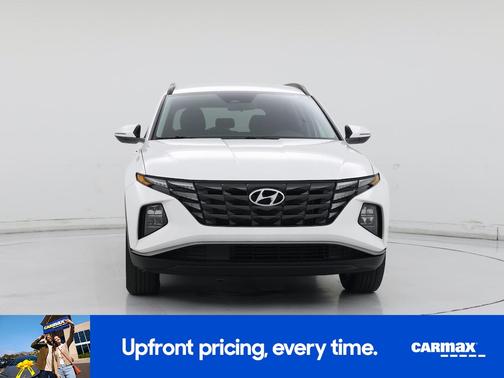 White 2023 Hyundai TUCSON SEL