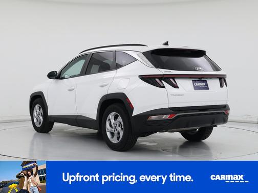 White 2023 Hyundai TUCSON SEL