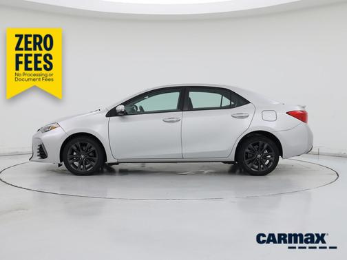 Silver 2018 Toyota Corolla SE