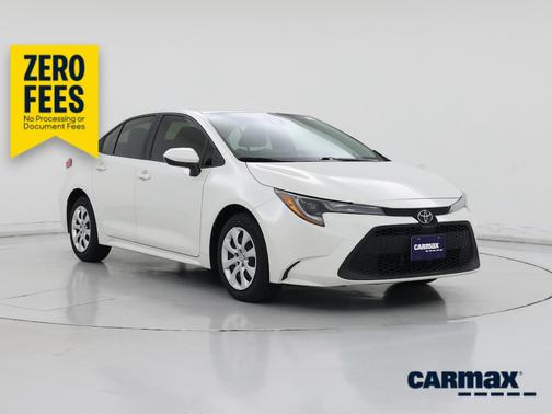 Pearl 2021 Toyota Corolla LE