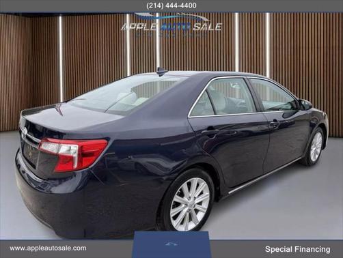 2014 Toyota Camry Hybrid LE