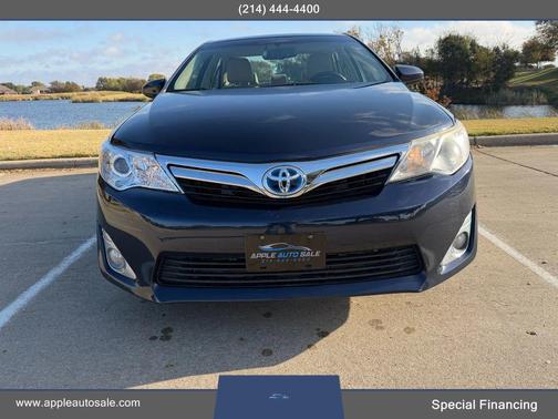 2014 Toyota Camry Hybrid LE