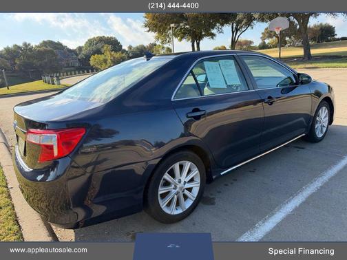 2014 Toyota Camry Hybrid LE