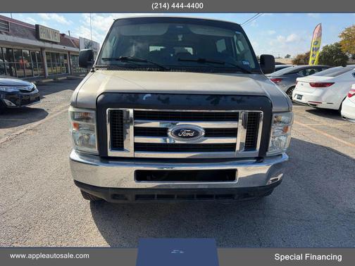 2009 Ford E150 XL Van 3D
