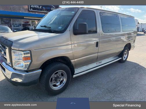 2009 Ford E150 XL Van 3D