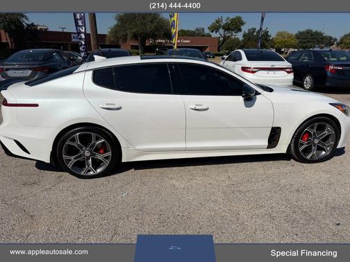 2019 Kia Stinger GT2