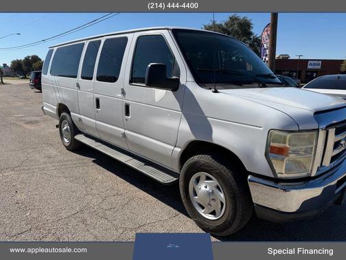 2011 Ford E350 Super Duty XLT