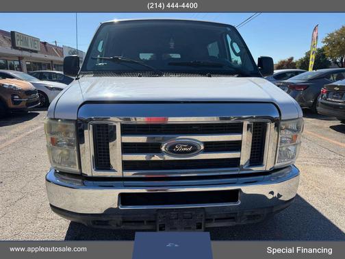 2011 Ford E350 Super Duty XLT