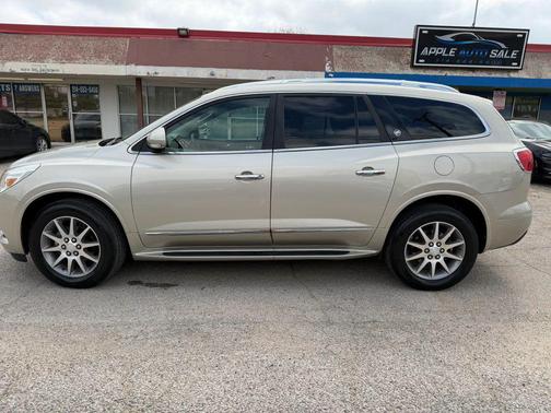 Sparkling Silver Metallic 2017 Buick Enclave Leather