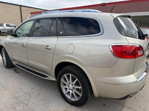 Sparkling Silver Metallic 2017 Buick Enclave Leather