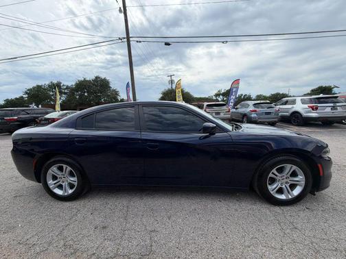Jazz Blue Pearlcoat 2016 Dodge Charger SE