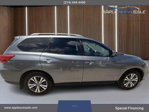 2020 Nissan Pathfinder S 2WD