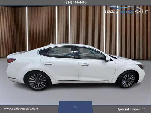 2017 Kia Cadenza Premium