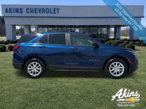 Blue Glow Metallic 2022 Chevrolet Equinox LS