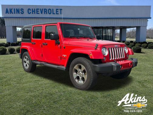 Firecracker Red Clearcoat 2017 Jeep Wrangler Unlimited Sahara