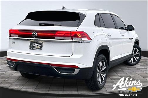 2024 Volkswagen Atlas Cross Sport 2.0T SE