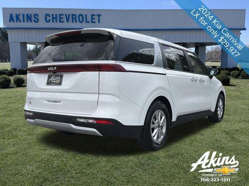 Snow White Pearl 2024 Kia Carnival LX