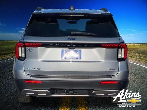 2025 Ford Explorer Active