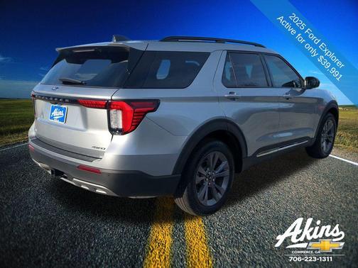 2025 Ford Explorer Active