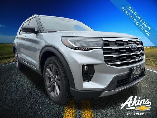 2025 Ford Explorer Active