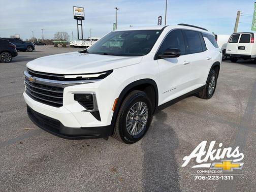 2025 Chevrolet Traverse LT