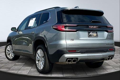 2024 GMC Acadia FWD Elevation