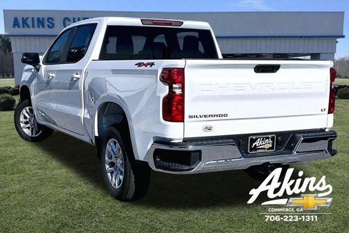 Summit White 2026 Chevrolet Silverado 1500 LT
