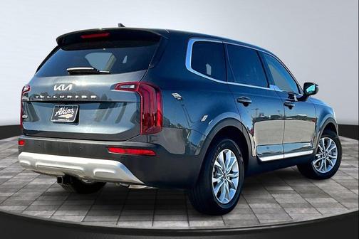 2022 Kia Telluride LX