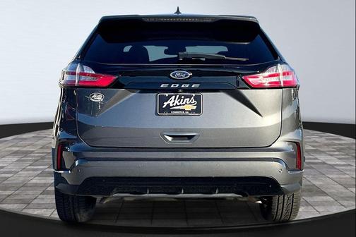 2022 Ford Edge ST Line
