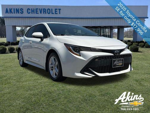 Blizzard Pearl 2020 Toyota Corolla SE