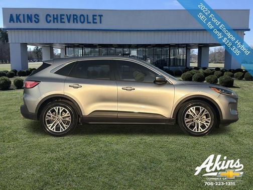 Silver Metallic 2022 Ford Escape SEL