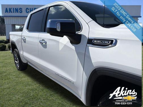 Summit White 2023 GMC Sierra 1500 SLT