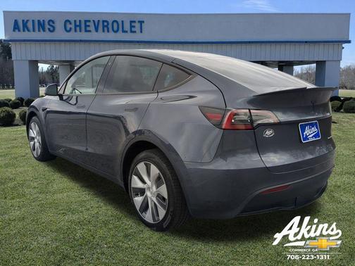 2023 Tesla Model Y Long Range Dual Motor All-Wheel Drive