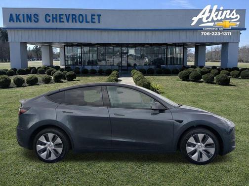 2023 Tesla Model Y Long Range Dual Motor All-Wheel Drive