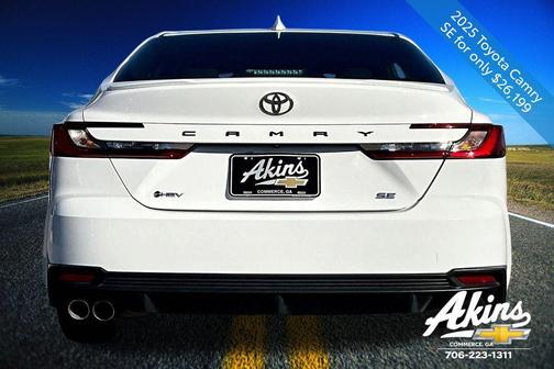 2025 Toyota Camry SE