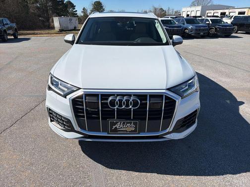 2020 Audi Q7 45 Premium Plus