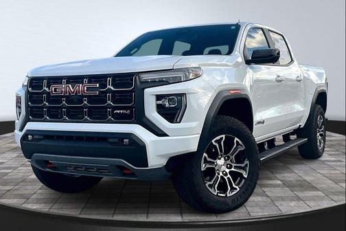 2024 GMC Canyon AT4