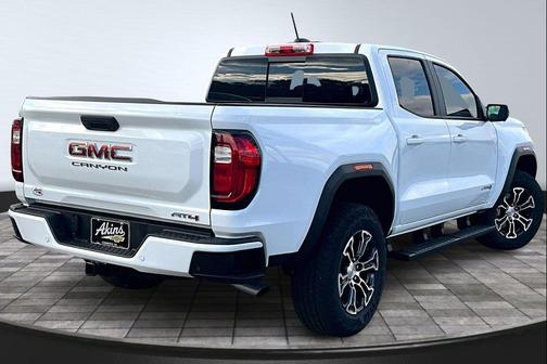 2024 GMC Canyon AT4