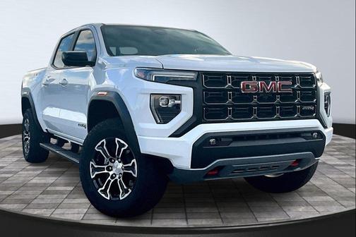 2024 GMC Canyon AT4
