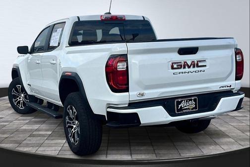 2024 GMC Canyon AT4