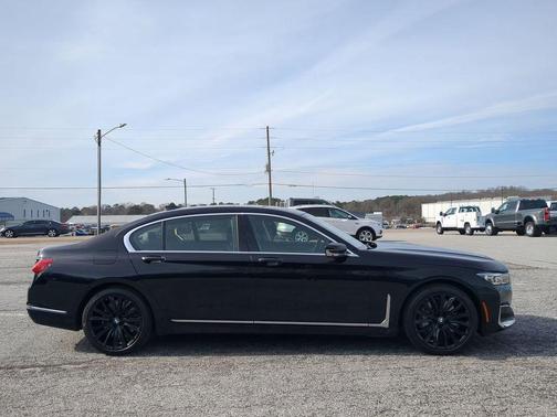 2020 BMW 750 i xDrive